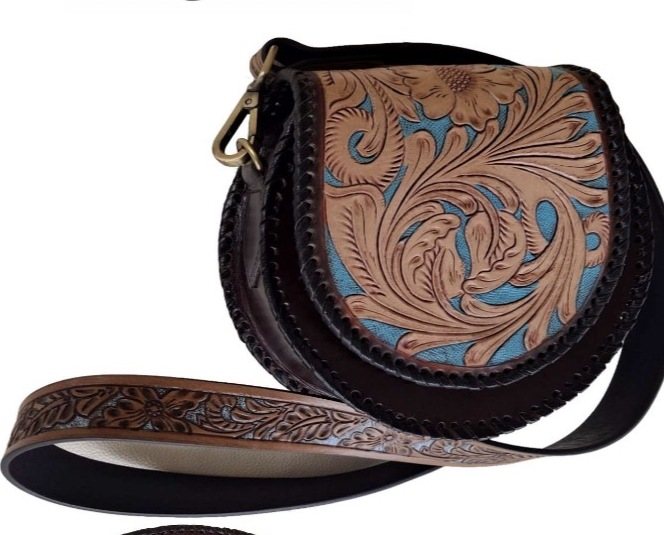 Saddle Flap Sling by CHARAM